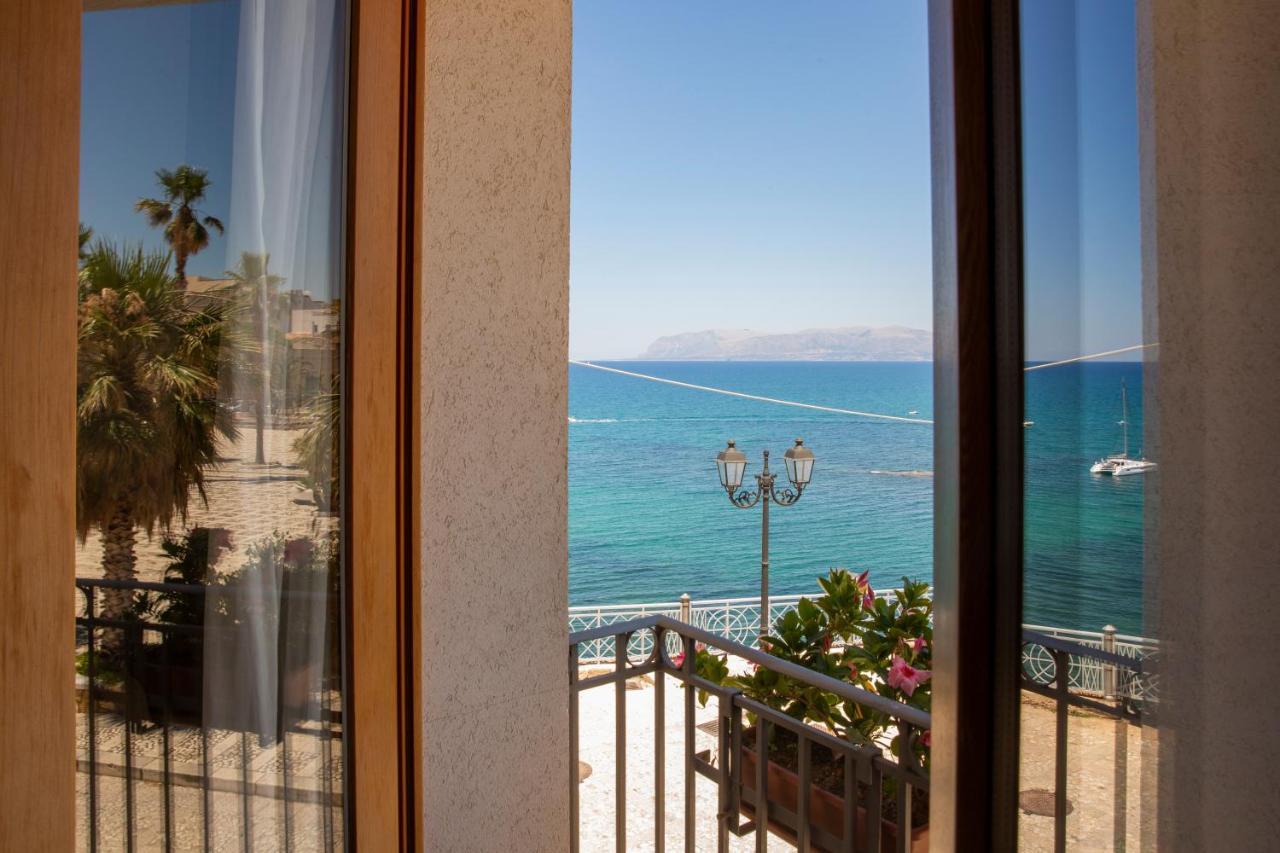 Hotel Al Madarig Castellammare del Golfo Dış mekan fotoğraf