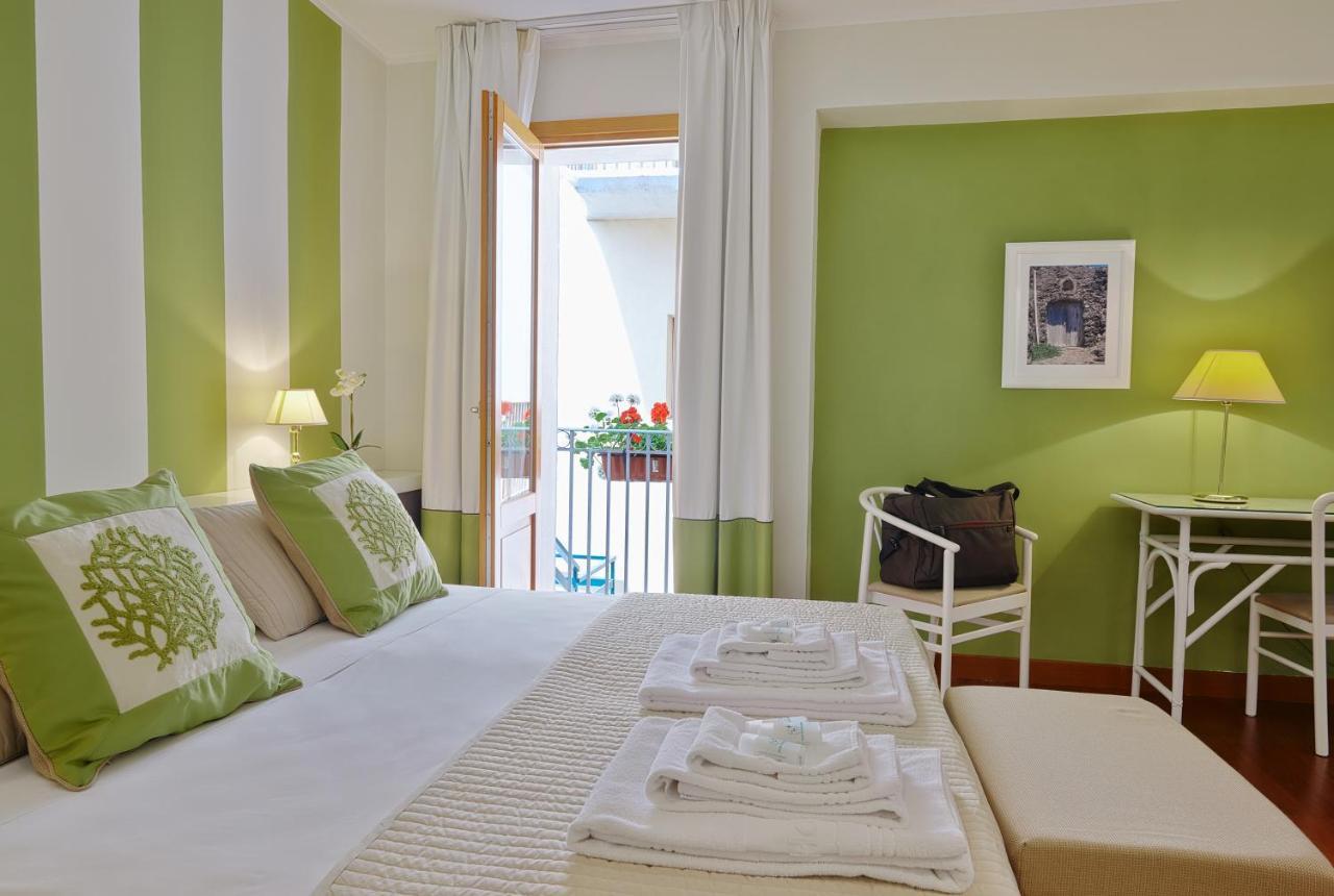 Hotel Al Madarig Castellammare del Golfo Dış mekan fotoğraf