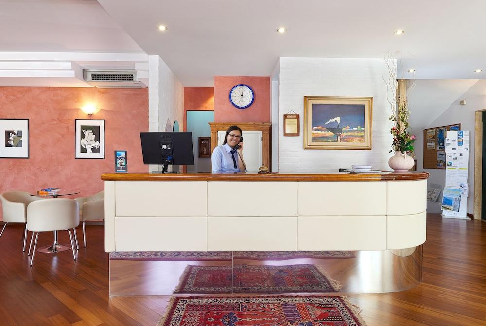 Hotel Al Madarig Castellammare del Golfo Dış mekan fotoğraf