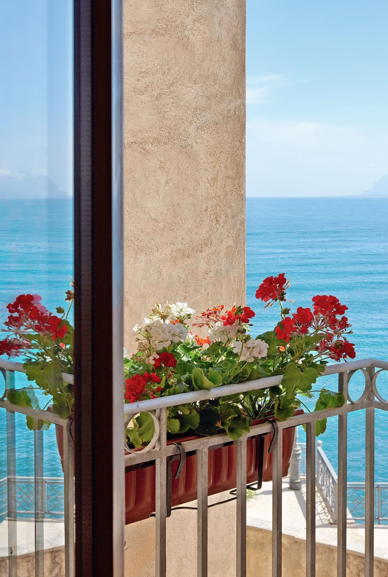 Hotel Al Madarig Castellammare del Golfo Dış mekan fotoğraf